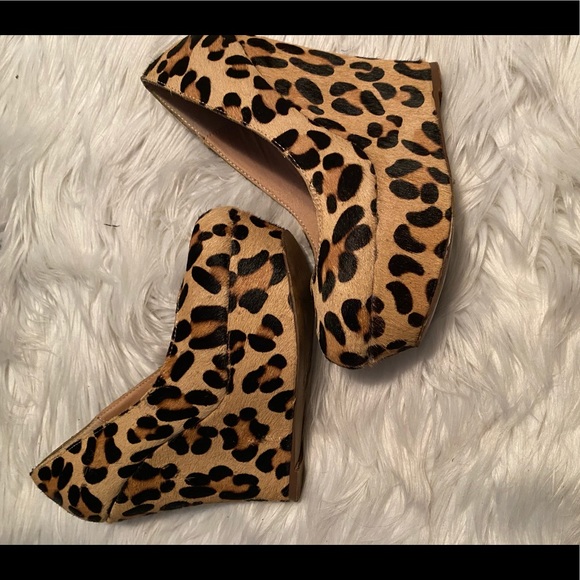 Steve Madden Pammy-l leopard print wedge - Picture 2 of 5